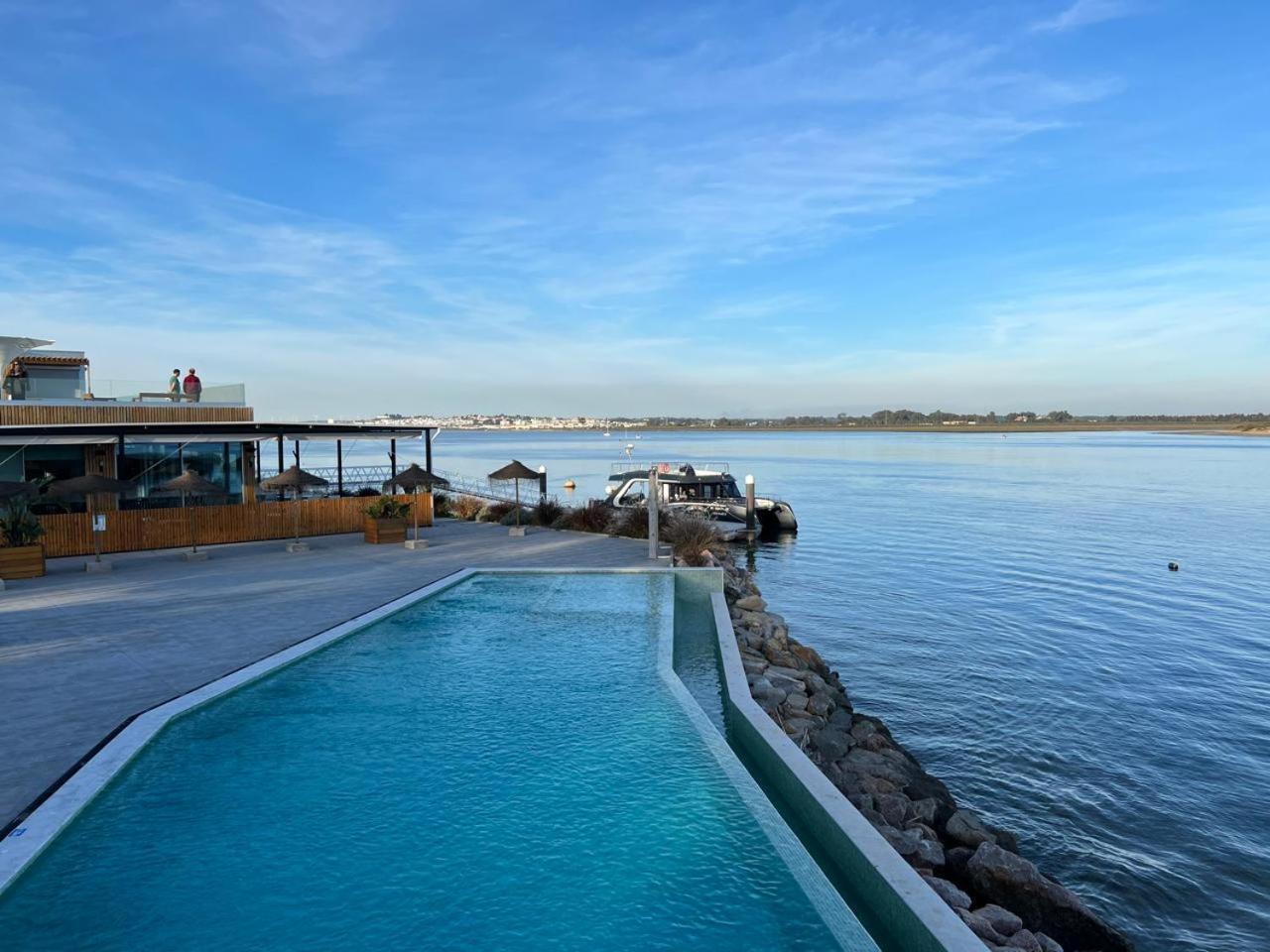 818 Centro Nautico Bungalows Vila Real de Santo António Buitenkant foto