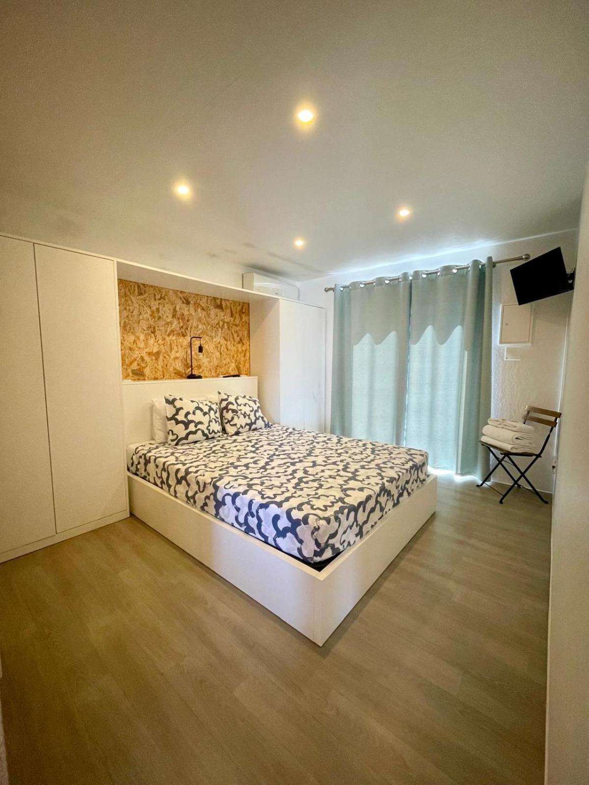 818 Centro Nautico Bungalows Vila Real de Santo António Buitenkant foto